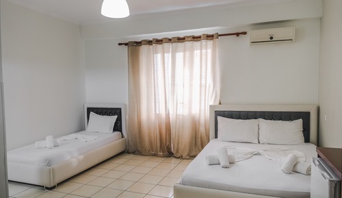 Habitación triple básica