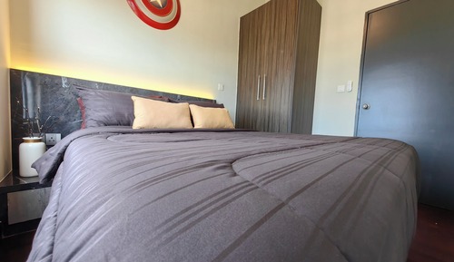 Apartamento familiar, 4 habitaciones, bañera, vistas a la ciudad