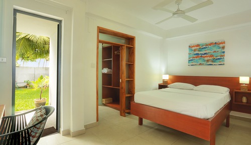 Habitación estándar doble, 1 cama doble, no fumadores, vistas al jardín