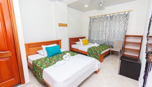 Habitación cuádruple estándar