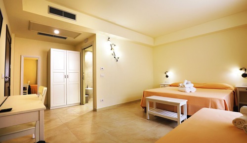 Habitación triple Confort