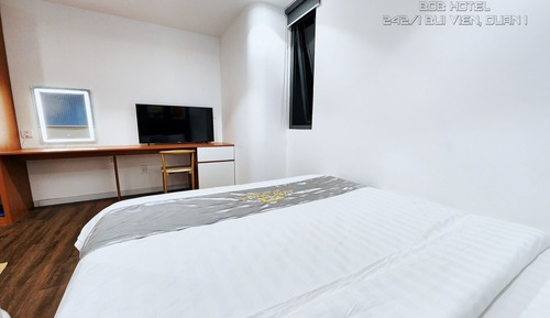 Habitación doble superior, 1 cama de matrimonio, baño privado, vistas a la ciudad