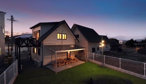 Villa, no fumadores (Dogs Allowed / Shirara Building 4)
