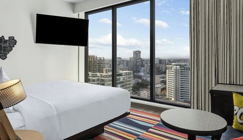 Habitación, 1 cama de matrimonio grande, no fumadores, vistas a la ciudad