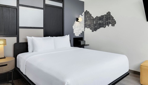 Urban, Habitación, 1 cama de matrimonio grande, vistas a la ciudad