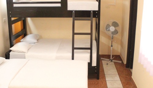 Habitación cuádruple estándar