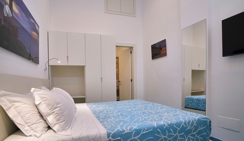 Habitación estándar con 1 cama doble o 2 individuales