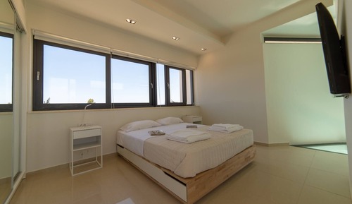 Villa, 3 habitaciones, piscina privada, vistas al jardín