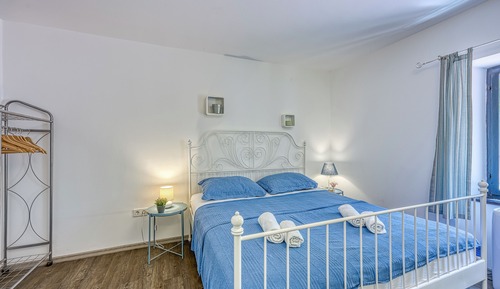 Estudio familiar (Orange Studio Apartment)