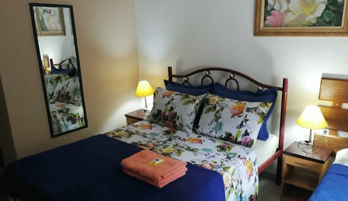 Habitación triple clásica, varias camas, acceso a la piscina, vistas al jardín