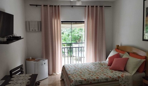 Habitación triple clásica, varias camas, acceso a la piscina, vistas al jardín