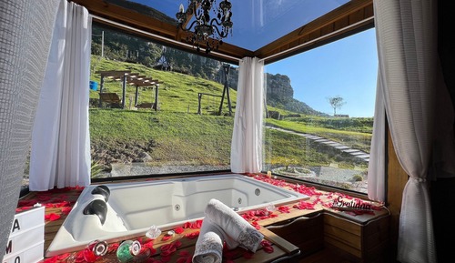Chalet de luna de miel, bañera de hidromasaje, vistas a la montaña