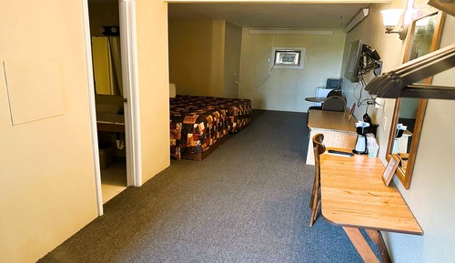 Habitación, varias camas