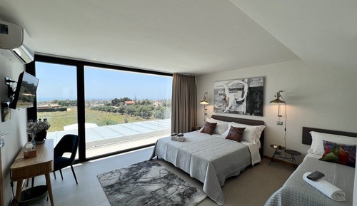 Habitación triple de lujo, balcón, vistas al mar