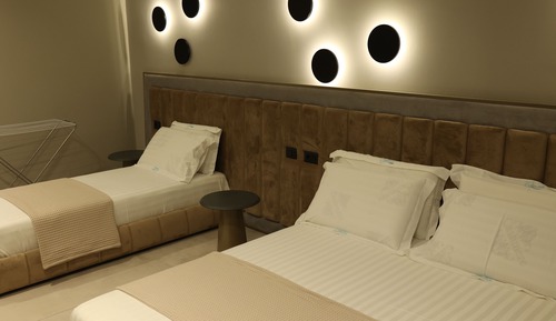 Habitación triple Deluxe, balcón