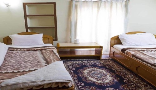 Habitación con 2 camas individuales