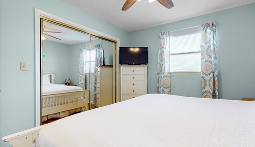 Apartamento, varias camas, balcón