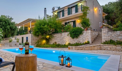 Villa, fumadores