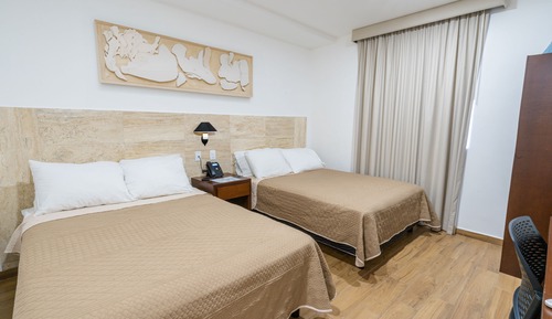 Habitación Deluxe doble, 2 camas de matrimonio