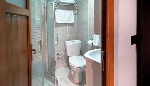 Habitación con 2 camas individuales