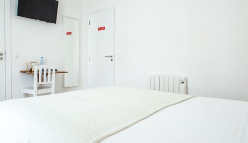 Habitación estándar con 1 cama doble o 2 individuales
