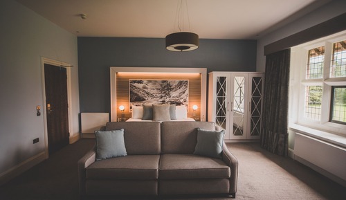 Habitación superior con 1 cama doble o 2 individuales