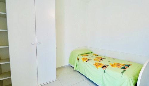 Apartamento, 2 habitaciones, fumadores, balcón