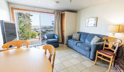 Superior Oceanview King Suite
