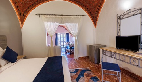 Habitación junior, vistas al mar, junto a la piscina