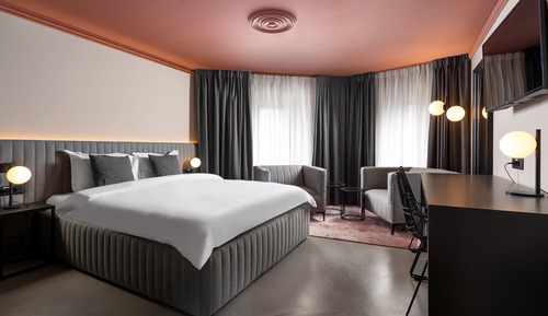 Apartamento Business, 2 habitaciones, balcón