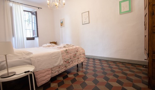 Apartamento tradicional, 3 habitaciones, vistas a la colina