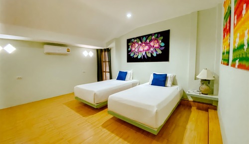 Premium Beachfront Family Suite