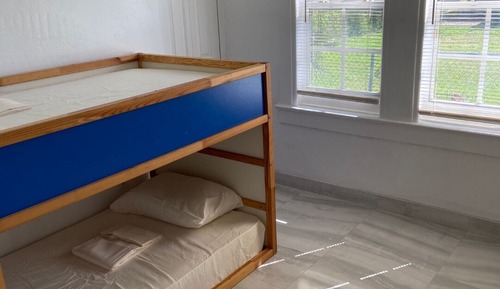 Dormitorio compartido básico