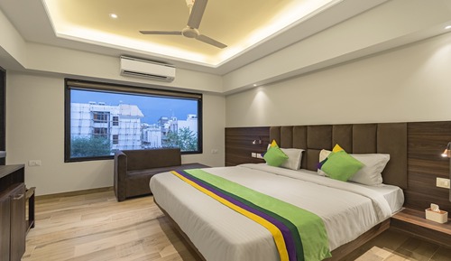 Habitación estándar con 1 cama doble o 2 individuales