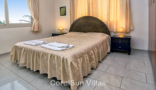 Villa, 3 habitaciones, fumadores, piscina privada