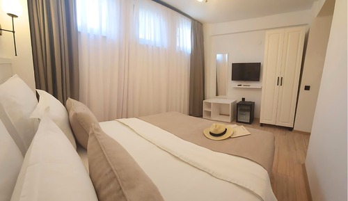 Economy Double Bed Semi Basement