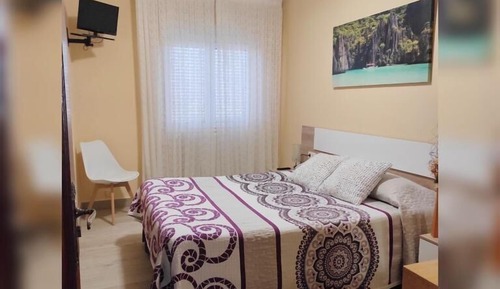 Habitación estándar doble (1 cama de matrimonio)