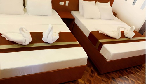 Habitación superior, 2 camas de matrimonio, no fumadores, vistas a la ciudad