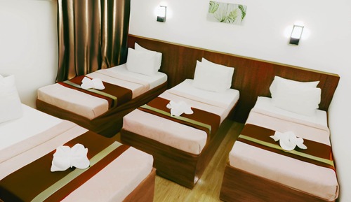 Habitación superior, varias camas, no fumadores, baño privado