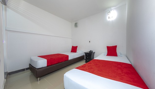Habitación estándar con 2 camas individuales