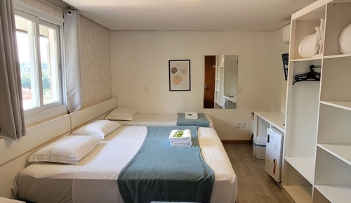 Habitación cuádruple Deluxe