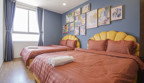 Apartamento familiar, 4 habitaciones, acceso a la piscina, vistas a la ciudad