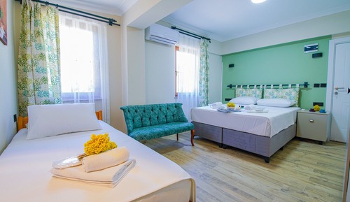 Habitación triple Deluxe