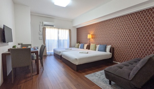 Habitación familiar con 2 camas individuales