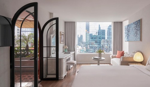 Suite (with Afternoon tea)
