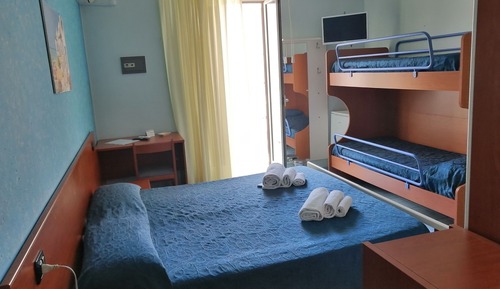Habitación cuádruple básica