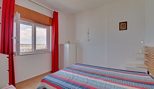 Apartment, 2 Bedrooms, Kitchen, Sea Facing