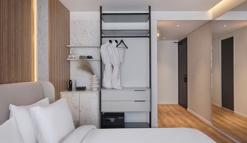 Standard King Room