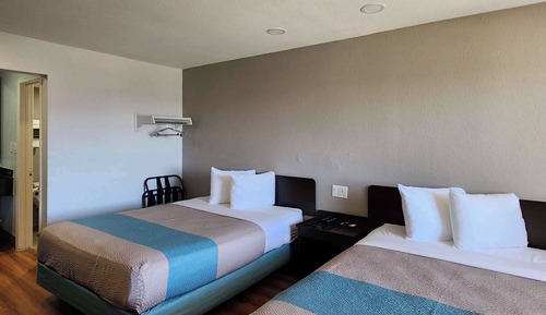 Habitación Deluxe, 2 camas de matrimonio, no fumadores, cocina básica