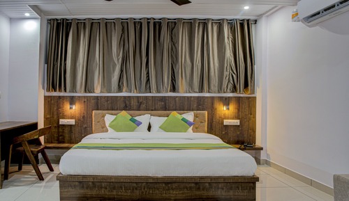 Premium Twin Room